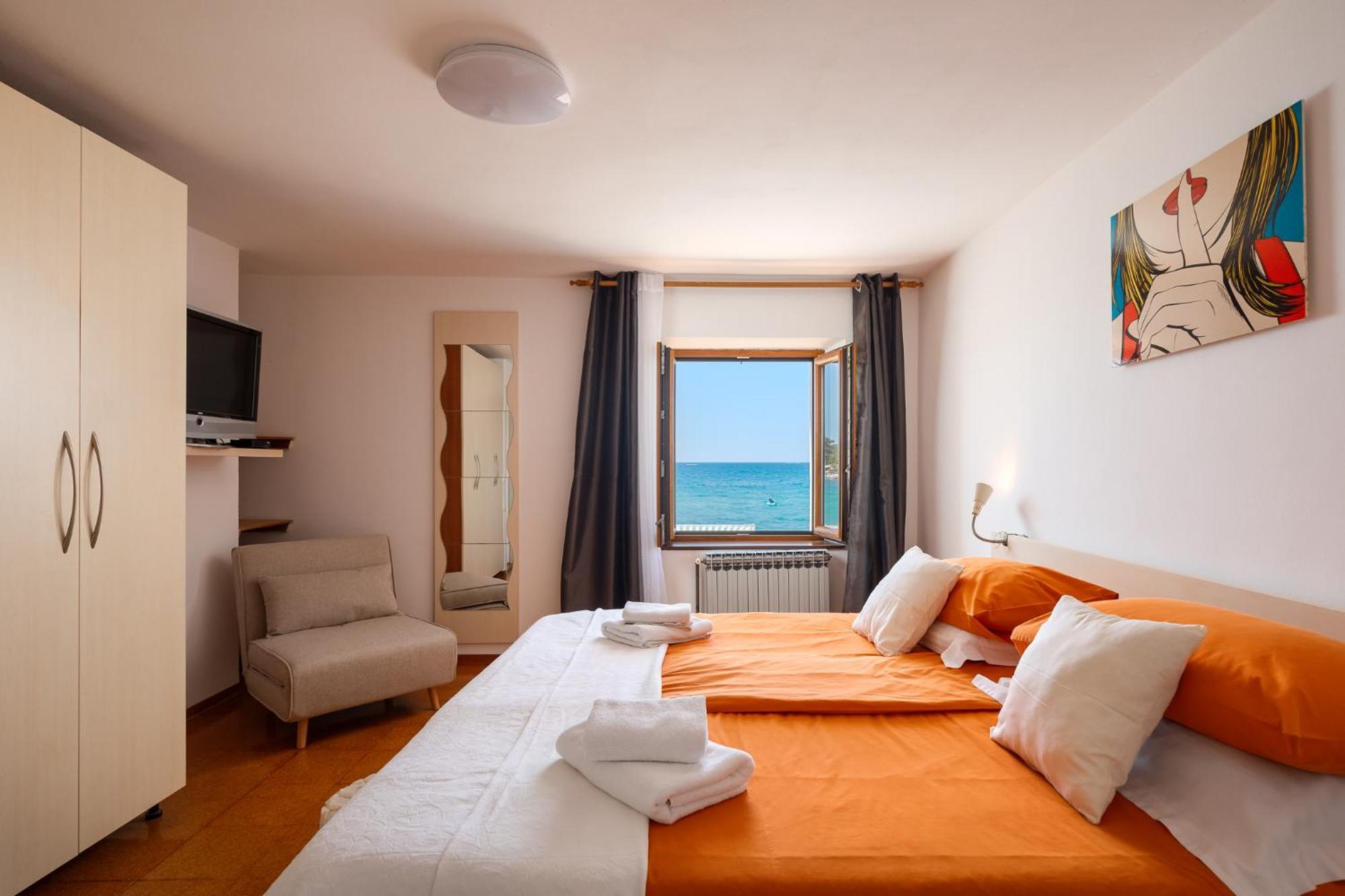 Beach House - Sea Breeze Poreč Exterior foto